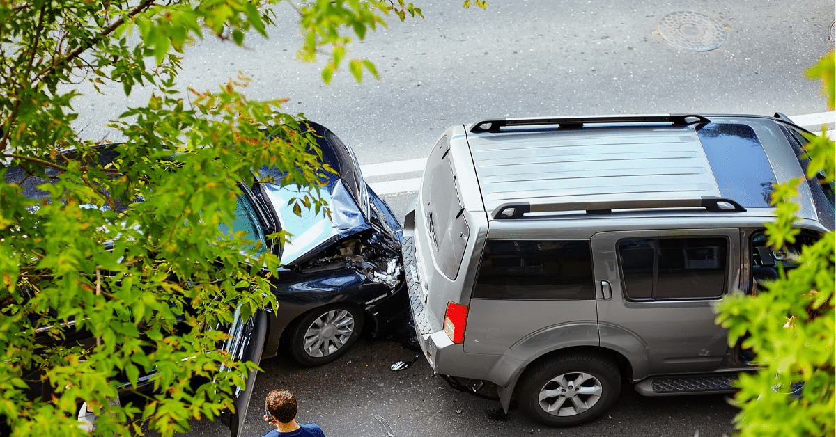 Rear-End Collision Settlement Amounts | Cousin Benny Personal Injury
